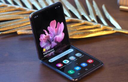 galaxyzflip2推迟了galax s21的前景