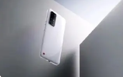 坚果r2纯白色光阴特别版在二手平台能卖到4500元